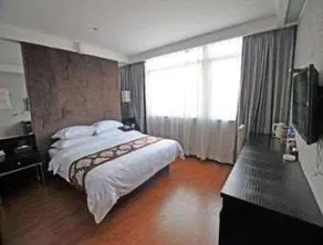 Super 8 Hotel Longyan Baotai Railway Station Branch - Image 4