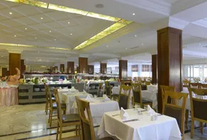 Hotel Vincci Marillia - Image 2