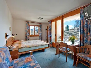 Hotel Chesa Grischa - Image 2