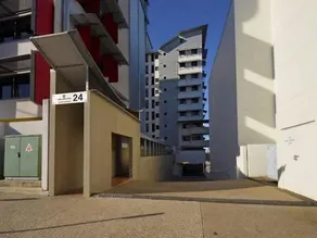 Horizons on Harry Chan Apartment - Image 2