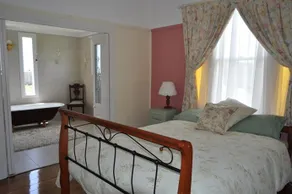 Beth's Cottage Roaring 40s - Image 4