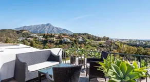 LUXURY 3 BEDROOM HOUSE AT LA QUINTA GOLF COURSE OCEAN and MOUNTAIN VIEW - Image 3
