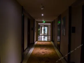 The BLD International Hotel - Image 2