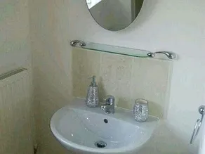 Bay Rooms - Image 4