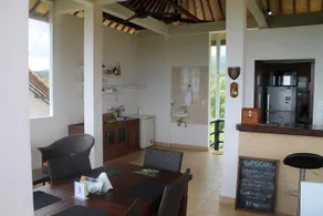 Ocean Villa & Homestay - Image 3