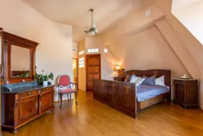 Basilica Attic - Image 3