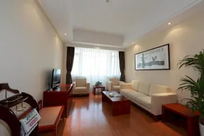 YanTai Haiyue Hotel - Image 5
