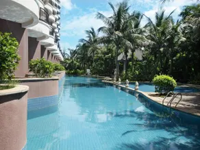 Golden Sunshine Tide Hotspring Resort - Image 2
