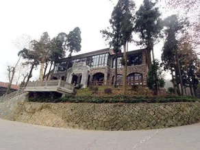 Baiyun Hotel - Image 2