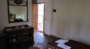 Hotel Cortijo Las Grullas - Image 3