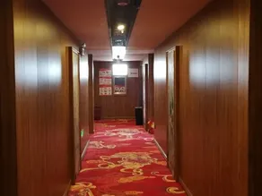 Xianfeng Jintian Holiday Inn - Image 5