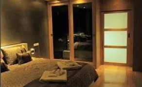 Executive Suite At Emerald Palace - Image 3