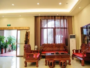 Yueyi Sea View Hotel - Image 4