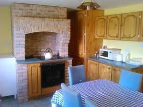 Ploughmans Lodge - Image 2