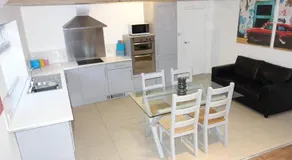 Common Cottage - Image 2