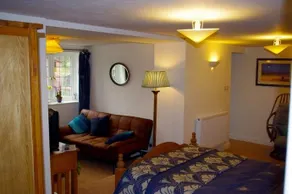 Aginhills Farmhouse - Image 5