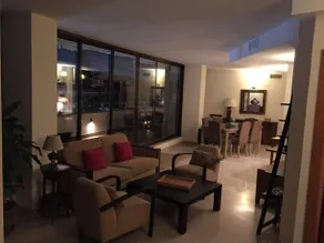 AT LARIOS SUITES - Image 3