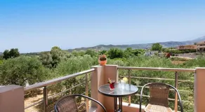 Klironomos Art Villa - Image 4