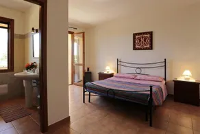 Le Camelie - Image 5