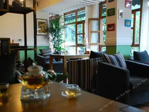 Drizzle Hotel - Image 4