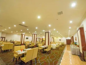 Howard Johnson Yiding Plaza Taizhou - Image 4