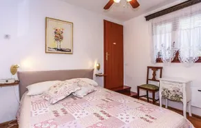 Holiday Home Bugenvilija - Image 3