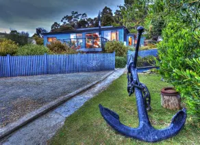 Holiday Home Shipwrecked - Image 2