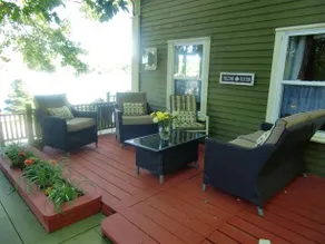 A Schooner Inn - Image 2