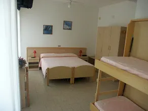 Hotel K2 - Image 4