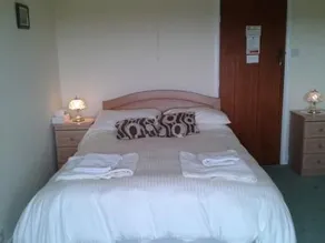Trelren Bed and Breakfast - Image 3