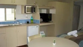 West Wyalong Caravan Park - Image 5