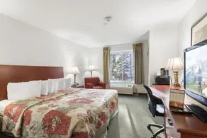 Oyster Point Inn & Suites - Image 5