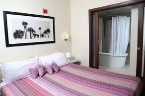 SOBE Vacation Time - Image 3