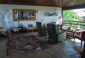 De la Paz Guest House - Image 2