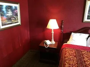 Hotel Macon MS Hwy 45 - Image 3