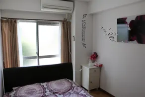 Spacious Condo in Trendy Tokyo - Image 1