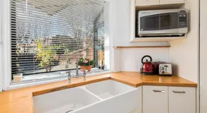 Wisteria Lodge – Close to Lake and Cromwell Old Town - Image 3