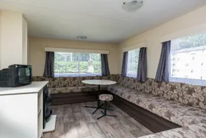 HH Hertenkamp Mobile Home - Image 2