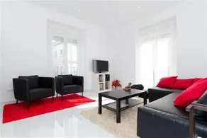 Friendly Rentals Reina Sofia III - Image 5