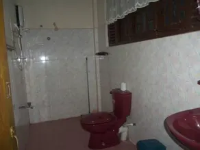 Bloom Rose Inn - Image 4