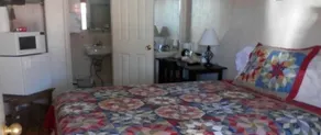 Golden Antler Motel - Image 3