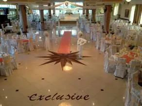 Exclusive Hotel - Image 3