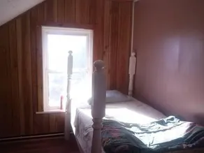 Port Hope Group Vacation Home - Image 5