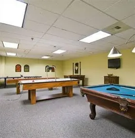 Catalina Apartments Bellevue - Image 1