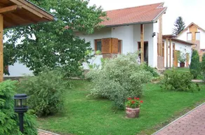 Sol Apartments - Image 5