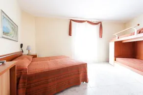 Hotel Ariana - Image 2