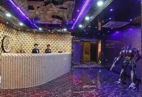 Milan Fashion Hotel - Image 2