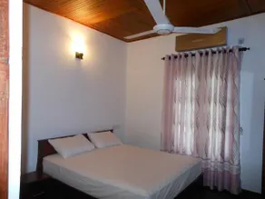 Lavender Hills - Image 4