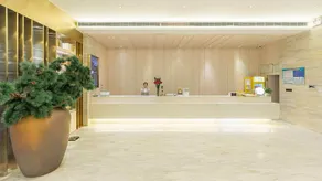 Starway Hotel (Zhenjiang Dashikou) - Image 4
