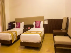 OYO 1016 Hotel Heritage Embassy - Image 5
